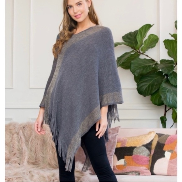 Riah Fashion One Size Two-Tone Poncho with Fringe - Picture 2 of 7